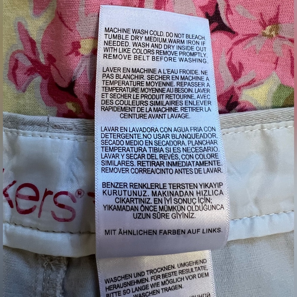Dockers- Women's Khaki Shorts-16 - Picture 4 of 8